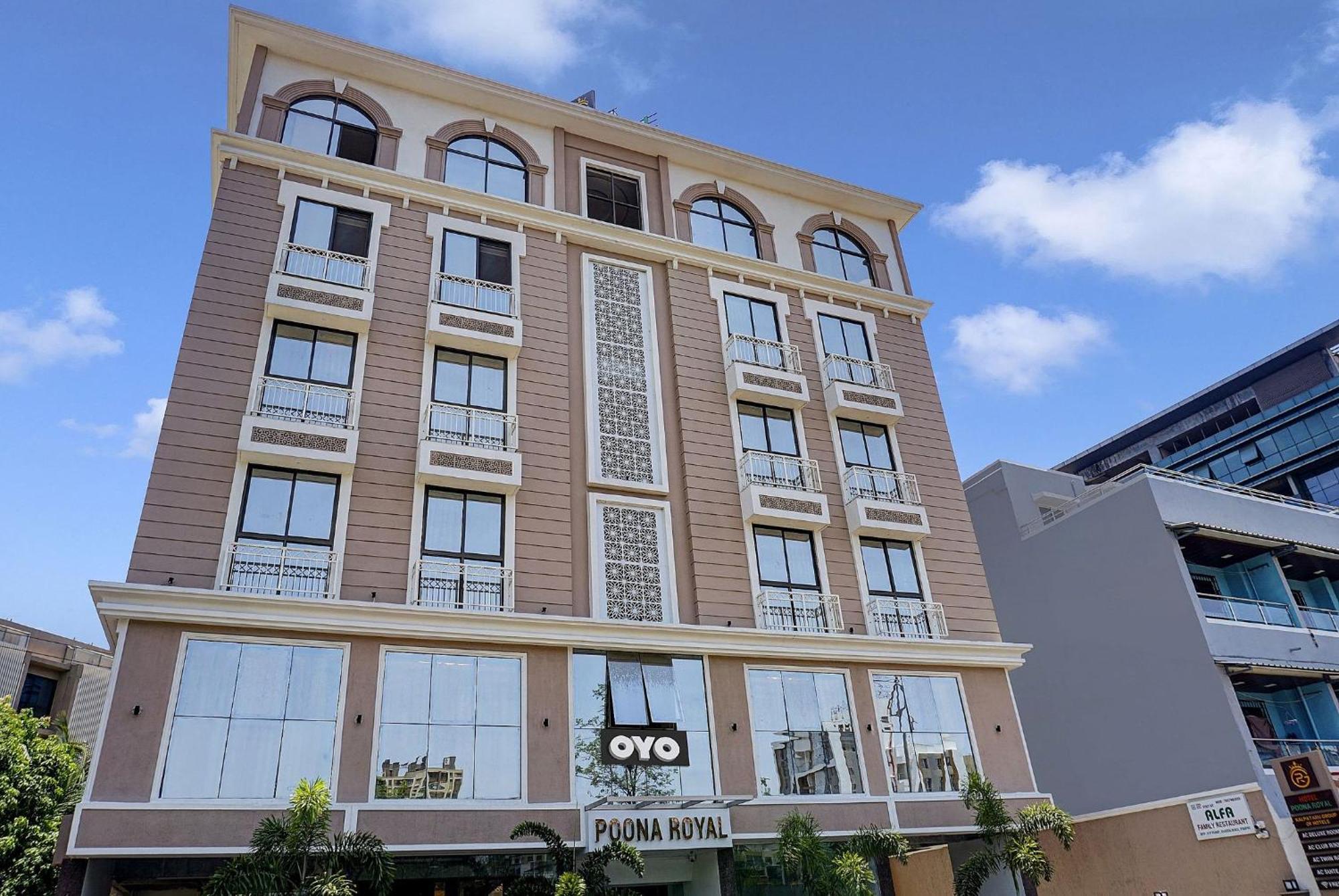 Super Townhouse Poona Royal Hotel Pimpri-Chinchwad Bagian luar foto